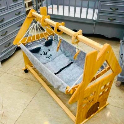 گهواره چوبی برند ماتاکیدز Mata kids مدل کلبه