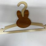 چوب لباسی چوبی طرح خرگوش